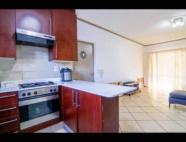 2 BEDROOM APARTMENT FOR SALE IN LONEHILL